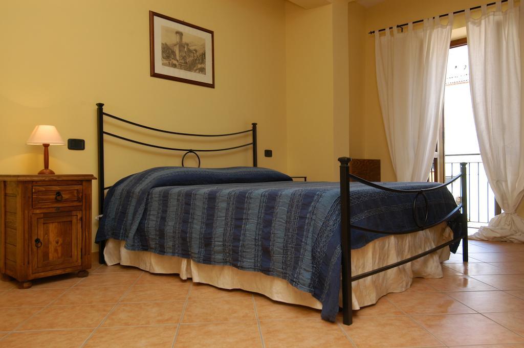 L'Antipapa Hotel Fondi Kamer foto